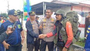 Agam Rinjani Turun Tangan Bantu Evakuasi Korban Pesawat ATR 42-500 di Medan Terjal Pangkep
