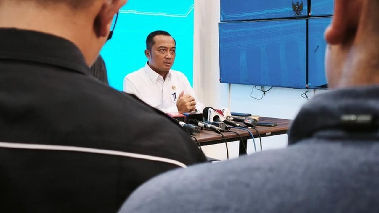 Banjir Jakarta: Istana Minta Maaf dan Perluas Operasi Modifikasi Cuaca Banjir Jakarta: Istana Minta Maaf dan Perluas Operasi Modifikasi Cuaca