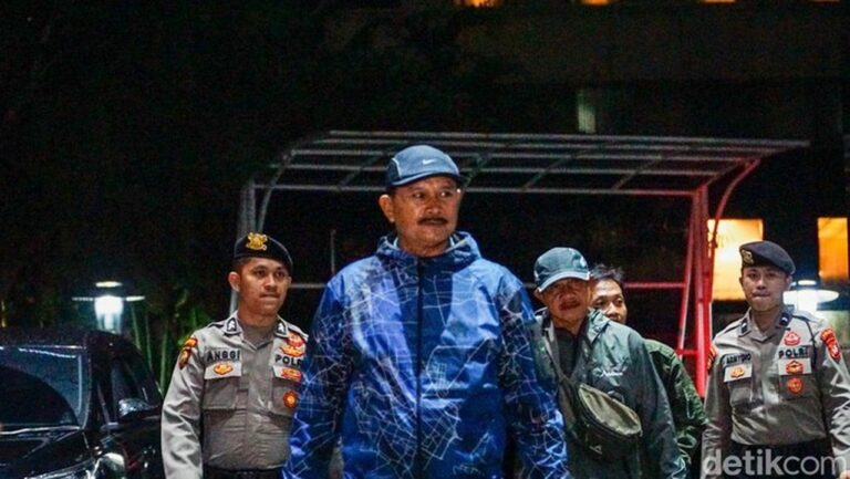 Ironi Madiun: Skor Integritas Tertinggi, Wali Kota Maidi Terjerat Kasus Dugaan Fee Proyek KPK Ironi Madiun: Skor Integritas Tertinggi, Wali Kota Maidi Terjerat Kasus Dugaan Fee Proyek KPK