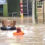 Banjir Kiriman Bogor Rendam Kebon Pala Jaktim, Air Capai 130 Cm