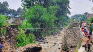Banjir Situbondo Lumpuhkan Akses, 5 Jembatan Rusak Parah, 2 Putus Total