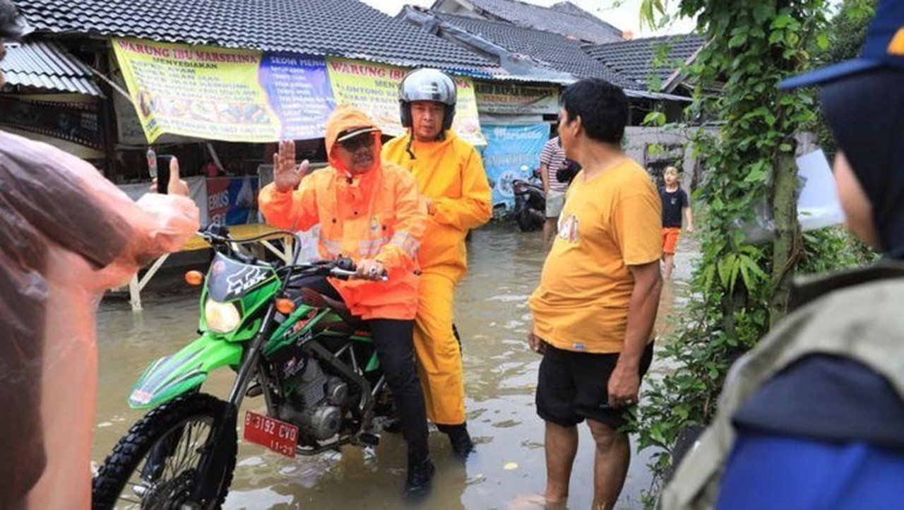 Tangerang Siaga III: Sirene Sungai Cisadane Berbunyi Akibat Hujan Deras, Warga Diimbau Waspada