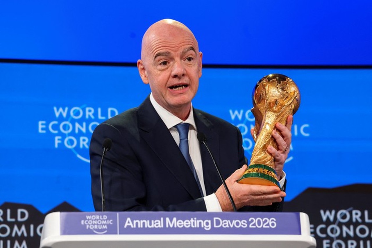 Gianni Infantino: Jadi Presiden FIFA Cara Termudah Pegang Trofi Piala Dunia Gianni Infantino: Jadi Presiden FIFA Cara Termudah Pegang Trofi Piala Dunia