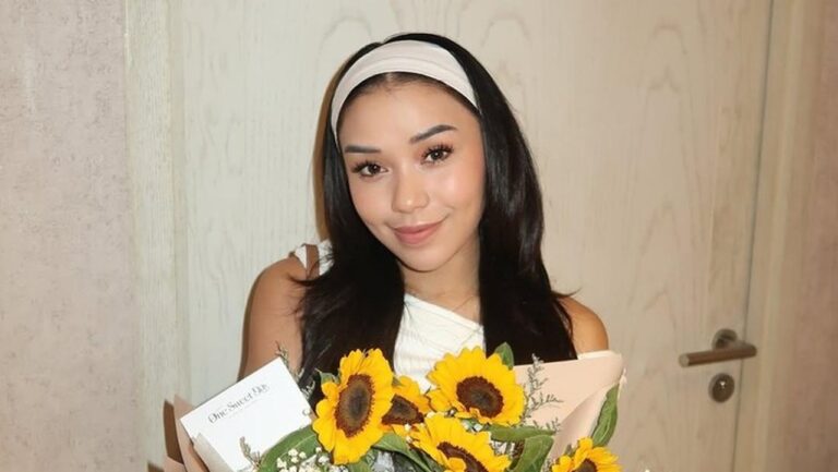 Media Sosial Lula Lahfah Banjir Ucapan Duka, Weird Genius Batal Tampil