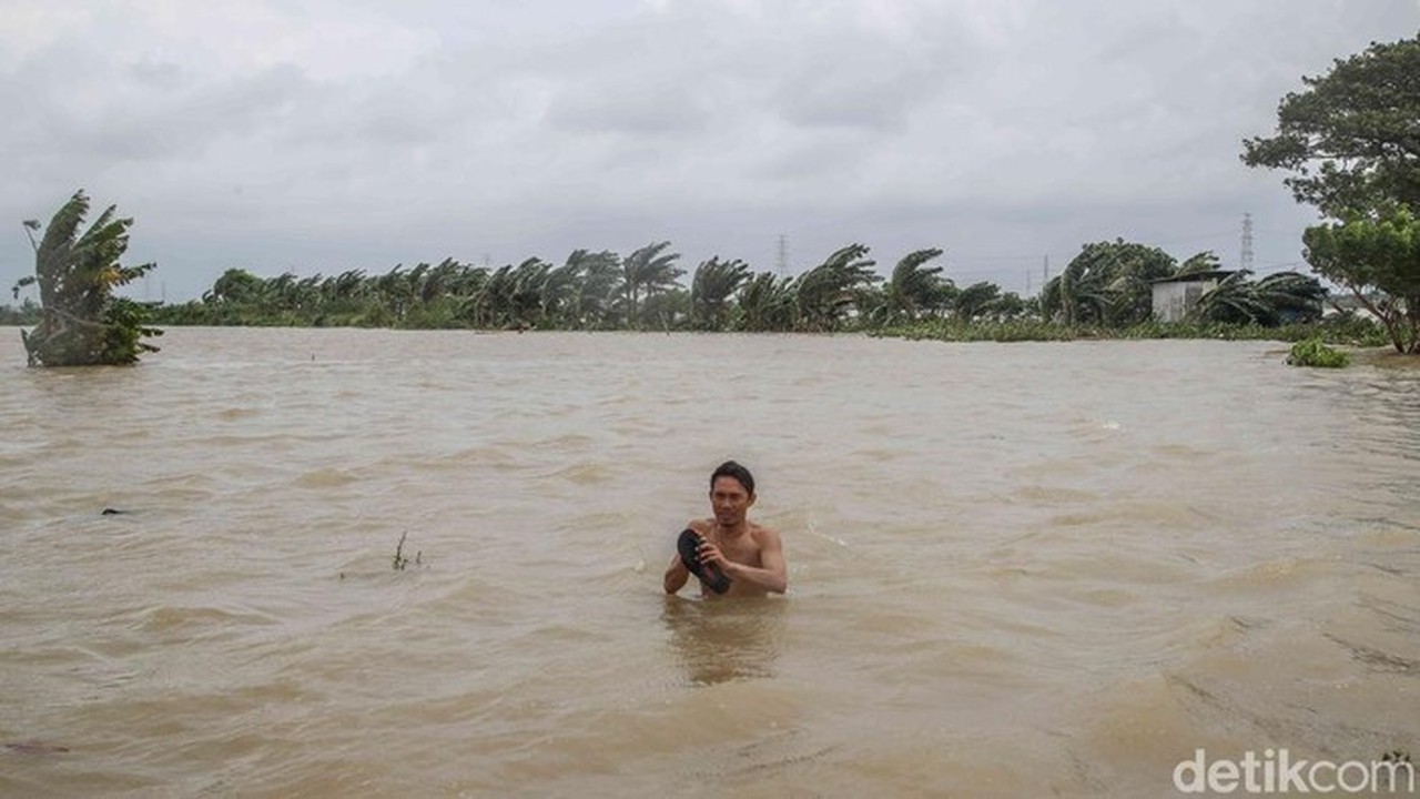 Banjir Sukawangi Bekasi Meluas, Ribuan Keluarga Terpaksa Mengungsi Akibat Luapan Kali CBL