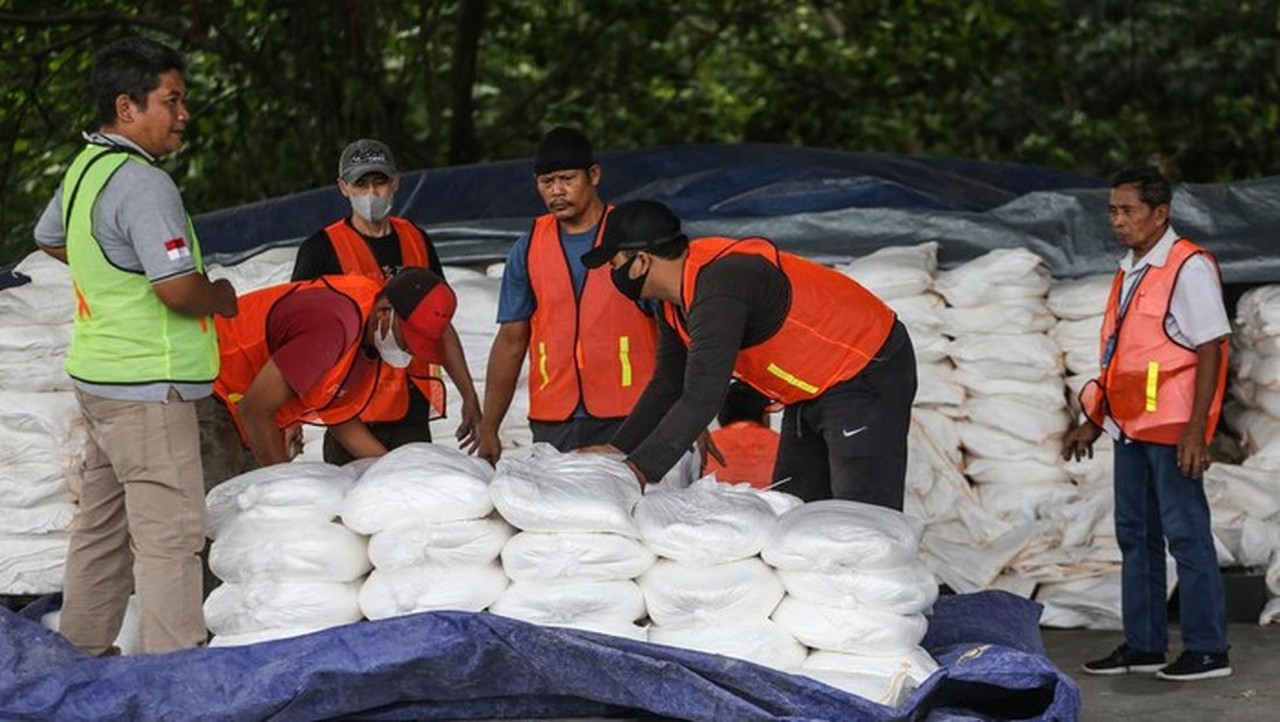 BMKG: Modifikasi Cuaca Berhasil Pangkas Curah Hujan Jabodetabek Hingga 39,57%