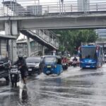 Jakarta Masih Terendam Banjir: 90 RT dan 9 Ruas Jalan Lumpuh Akibat Hujan Deras
