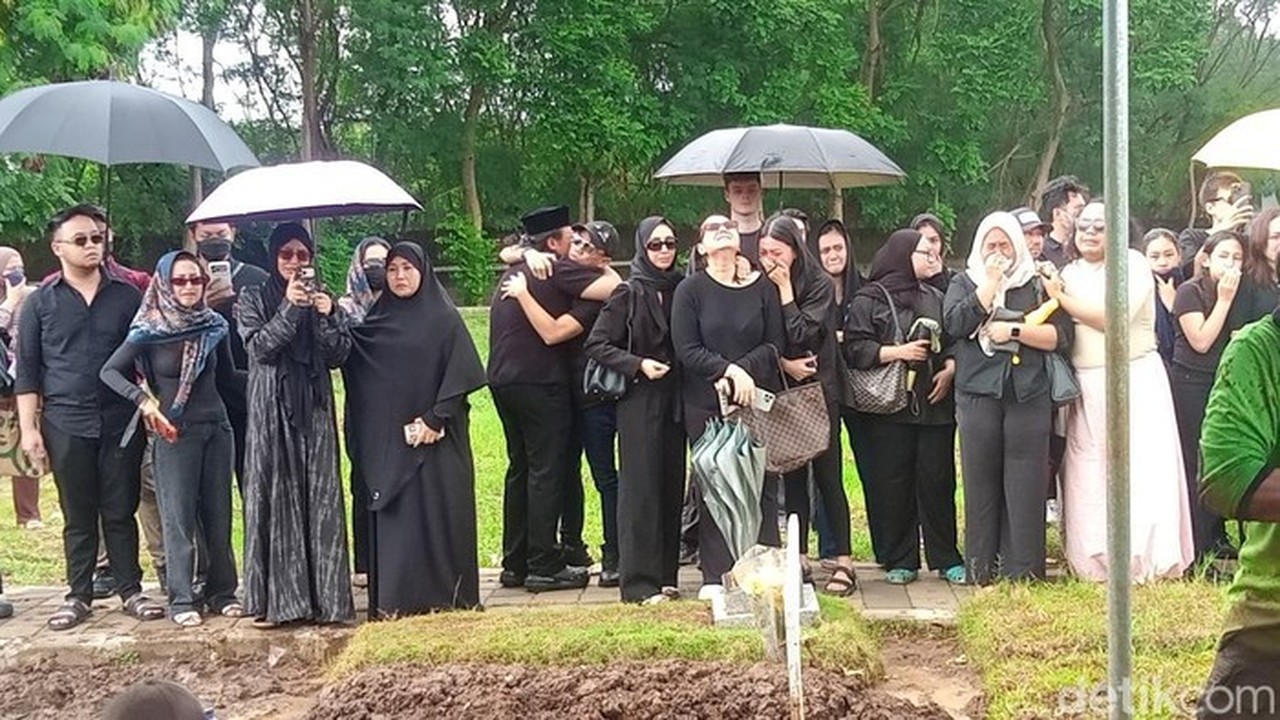 Selebgram Lula Lahfah Meninggal, Keluarga Minta Jenazah Tak Diautopsi