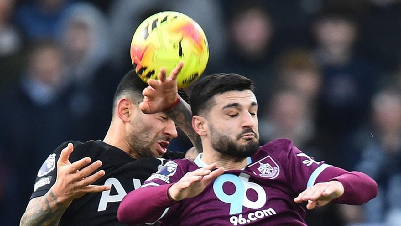 Imbang 1-1, Burnley Tahan Tottenham Hotspur di Babak Pertama Liga Inggris