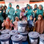 Ketua TP PKK Pusat Tri Tito Karnavian Salurkan Bantuan untuk 270 KK Korban Bencana di Aceh Timur