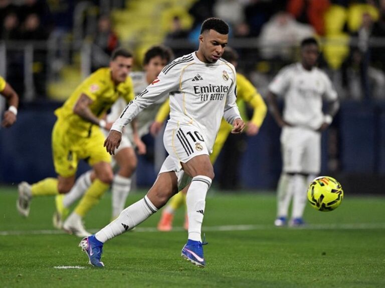 Kylian Mbappe ‘Ajari’ Brahim Diaz Penalti Panenka Usai Gagal di Final Piala Afrika