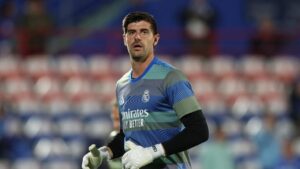 Real Madrid Pertahankan Rekor Clean Sheet, Courtois Puji Solidnya Pertahanan Tim