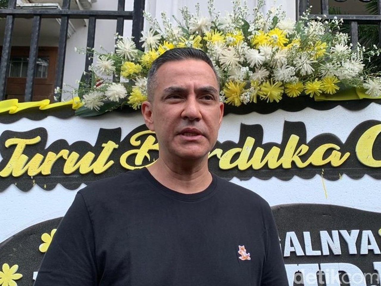 Ferdy Hasan Ceritakan Momen Terakhir Bertemu Lucky Widja Sebelum Sang Vokalis Meninggal Ferdy Hasan Ceritakan Momen Terakhir Bertemu Lucky Widja Sebelum Sang Vokalis Meninggal