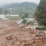 Satu Keluarga Ditemukan Tewas Berangkulan dalam Longsor Cisarua Bandung Barat