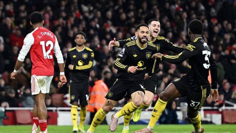 Manchester United Naik ke Zona Empat Besar Klasemen Liga Inggris Usai Kalahkan Arsenal