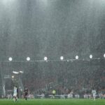 Barcelona Pesta Gol di Camp Nou yang Tergenang Akibat Hujan Deras