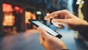 Paving Block Trotoar Cilincing Dibongkar, Diduga Jadi Lokasi Maling Kabel