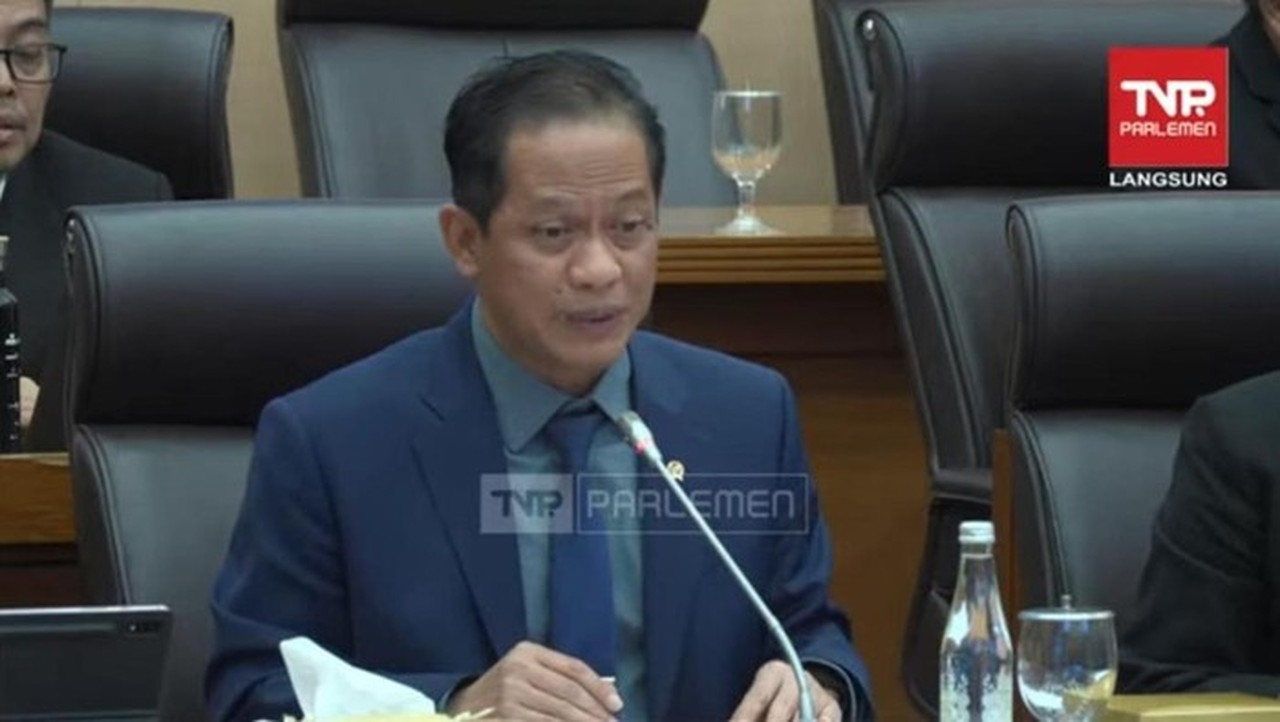 DPR Cecar Menteri Lingkungan Hidup: Perlukah Bencana Dulu untuk Cabut Izin Usaha?