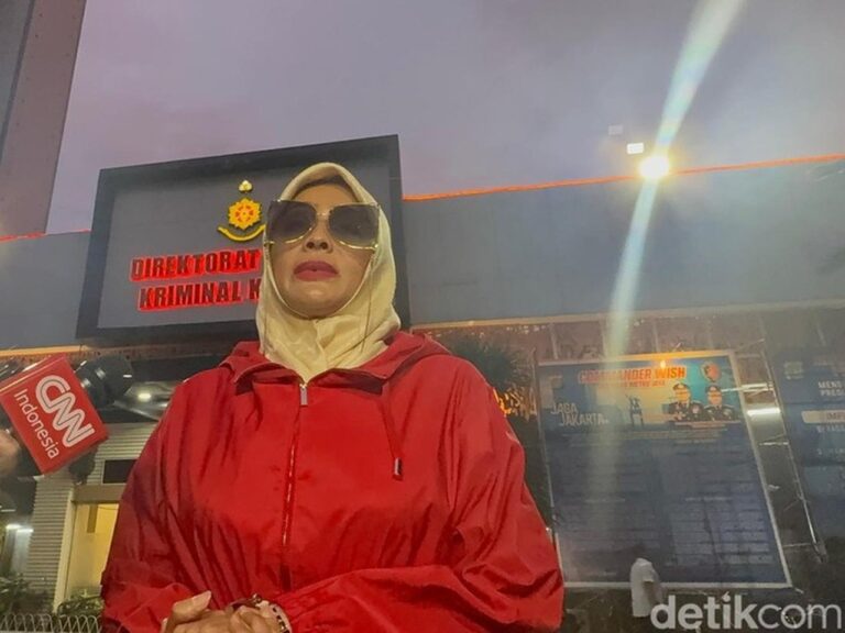 Dokter Detektif Datangi Polres Jaksel, Pastikan Laporan Terhadap Richard Lee Diproses