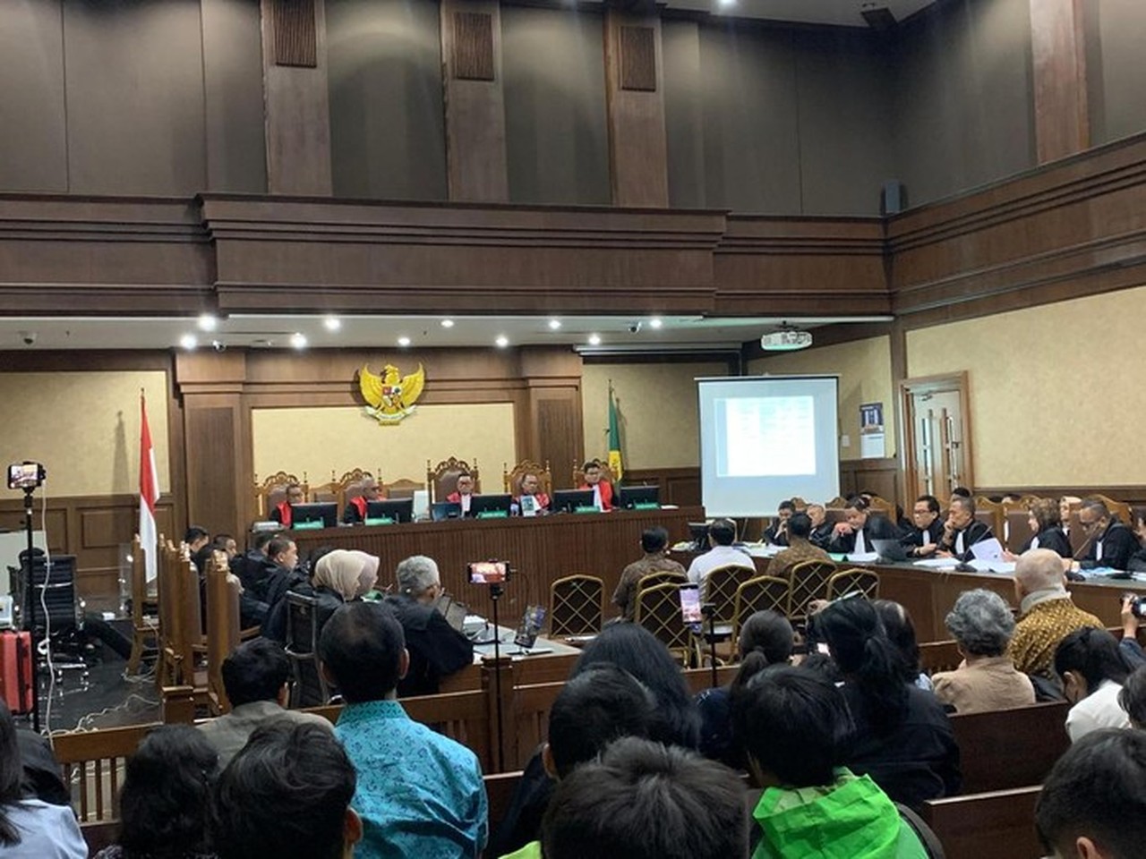 Saksi Ungkap Keuntungan Google USD 38 per Unit Chromebook dalam Sidang Nadiem Makarim