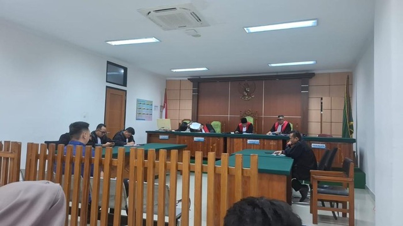 Bos Apotek Cilegon Divonis Denda Rp 1,2 Miliar Terkait Jual Obat Ilegal Tanpa Resep