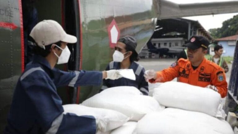 Modifikasi Cuaca Jakarta: 1,6 Ton Garam Disebar di Langit Tangsel untuk Antisipasi Banjir