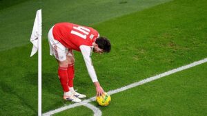 Emmanuel Petit Kritik Kepemimpinan Arsenal: Pemain Kunci Tak Terlihat Saat Kalah dari MU