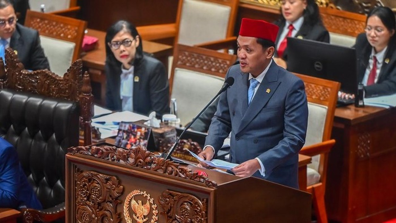 Adies Kadir Gantikan Inosentius sebagai Calon Hakim MK, Ini Alasan Komisi III DPR