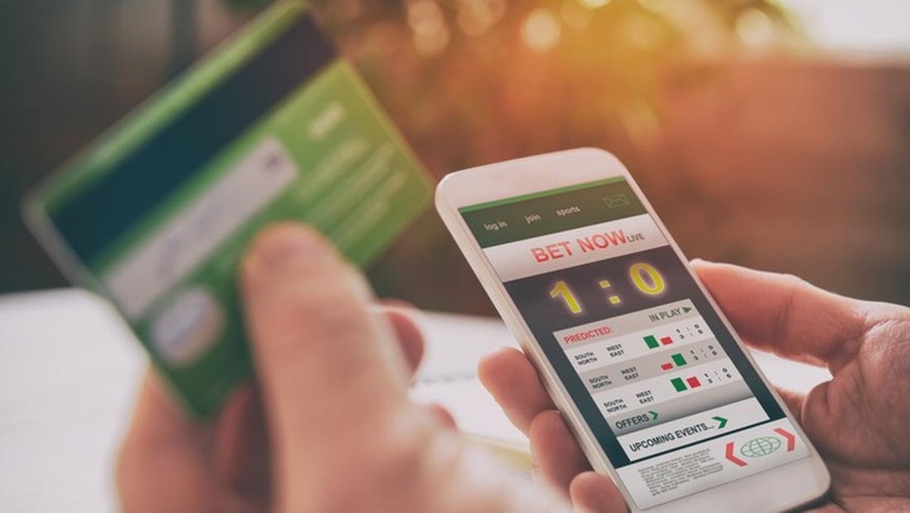 Camat Medan Diduga Gunakan Kartu Kredit Pemerintah Rp 1,2 M untuk Judi Online, Dicopot dari Jabatan