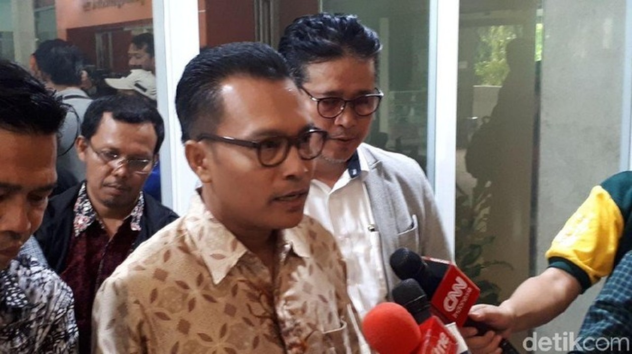 ProDem Desak Prabowo Pertahankan Polri di Bawah Presiden, Tolak Penempatan di Kementerian