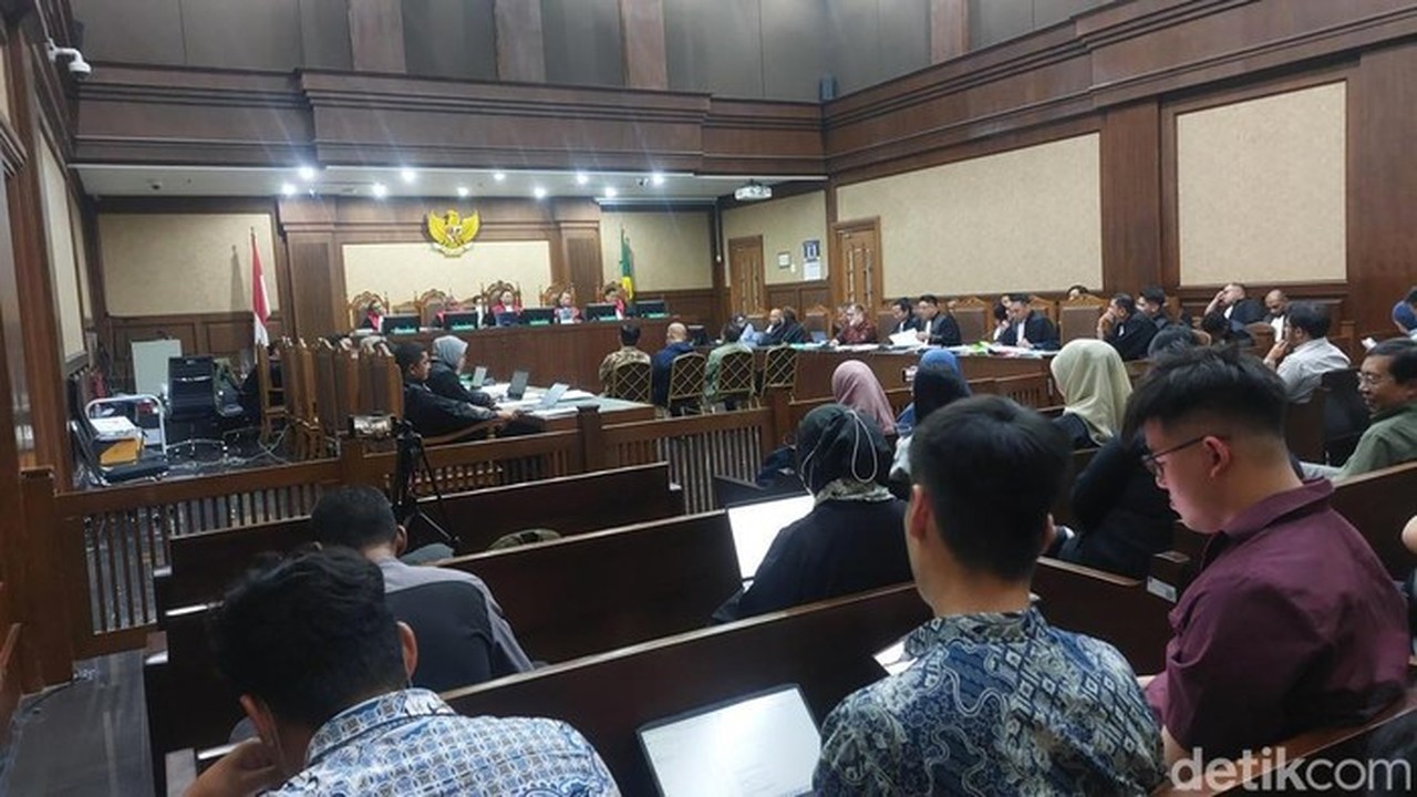 Saksi Kasus Chromebook Akui Diminta Setor Ratusan Juta dan Bayari Iuran Rumah Terdakwa Saksi Kasus Chromebook Akui Diminta Setor Ratusan Juta dan Bayari Iuran Rumah Terdakwa