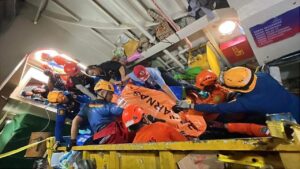 Kapal Miring di Balikpapan: 3 Tewas Terjepit Truk, 4 Luka-luka Akibat Cuaca Buruk