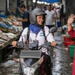 Kisah Tika Wulandari: Dari Pesisir Hingga Raih Mimpi Lewat Pemberdayaan PNM