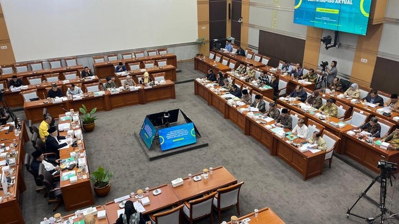 Menag Usulkan Tambahan Rp 702 Miliar untuk Perbaikan Madrasah dan Rumah Ibadah Pascabencana Sumatera