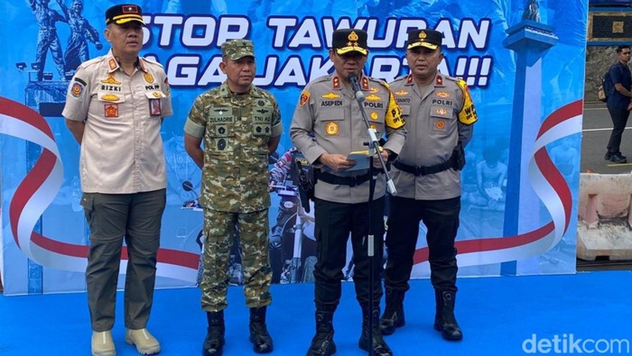 Polda Metro Jaya Sikat Premanisme Jelang Ramadan, Fokus Jaga Wilayah Rawan Tawuran Polda Metro Jaya Sikat Premanisme Jelang Ramadan, Fokus Jaga Wilayah Rawan Tawuran
