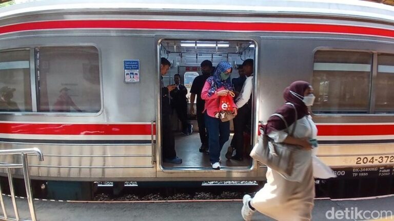 Gangguan Rel Serpong-Sudimara, Perjalanan KRL Greenline Terhambat Pagi Ini