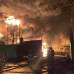 Kebakaran Pabrik Sandal Swallow di Medan Berlangsung 13 Jam, Api Belum Padam