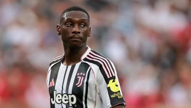 Juventus, PSG, Tottenham Bersua Bahas Randal Kolo Muani Jelang Bursa Transfer Januari