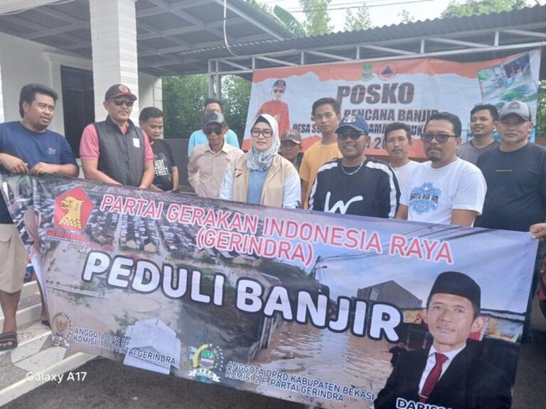 Legislator Gerindra Salurkan Bantuan Kemanusiaan untuk Korban Banjir di Bekasi
