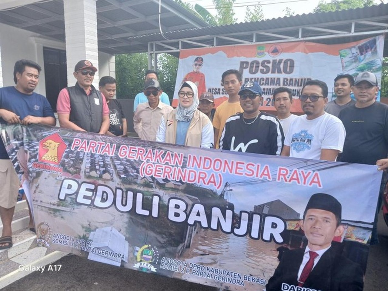 Legislator Gerindra Salurkan Bantuan Kemanusiaan untuk Korban Banjir di Bekasi