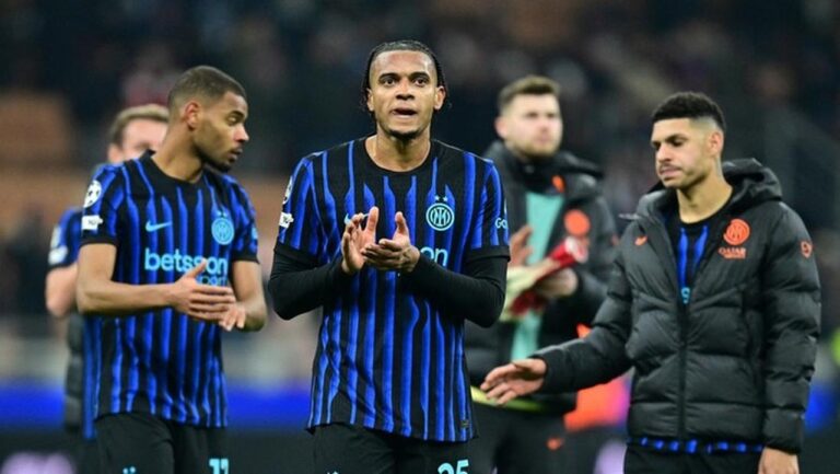 Chivu Ingin Inter Milan Lebih dari Sekadar Menang di Kandang Dortmund