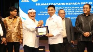 Wamendagri Wiyagus: BUMD Kunci Genjot Perekonomian Daerah dan Pelayanan Publik