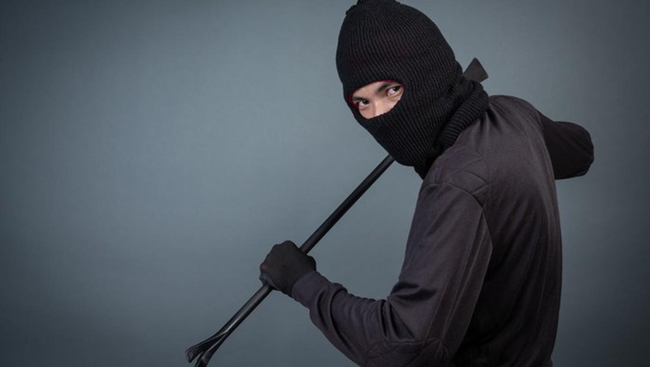 Dua Pencuri Baterai Tower BTS Kepergok di Bogor, Satu Pelaku Kabur Dua Pencuri Baterai Tower BTS Kepergok di Bogor, Satu Pelaku Kabur