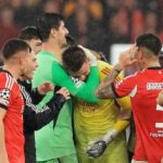 Courtois Peluk Trubin, Kiper Benfica Cetak Sejarah di Liga Champions