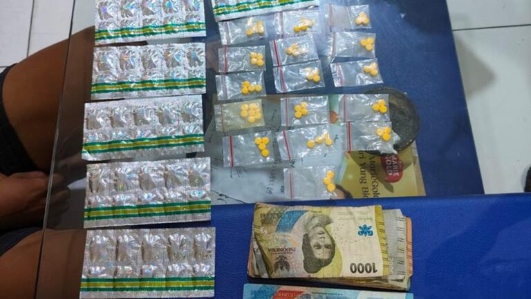 Pedagang Sayur di Tangerang Ditangkap Edarkan Tramadol dan Hexymer Tanpa Izin