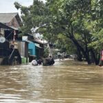 Sirene Peringatan Dini Meraung, Tujuh Kecamatan di Bekasi Terendam Banjir Akibat Hujan Deras