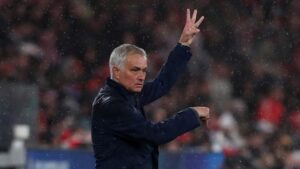 Jose Mourinho ke Bek Madrid: “Kalian Beruntung Cuma Kalah 4-2”
