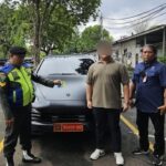 Polisi Ungkap Pelat Dinas Kemhan Palsu di Porsche Cayenne Ternyata ‘Warisan’ Ayah Pengemudi