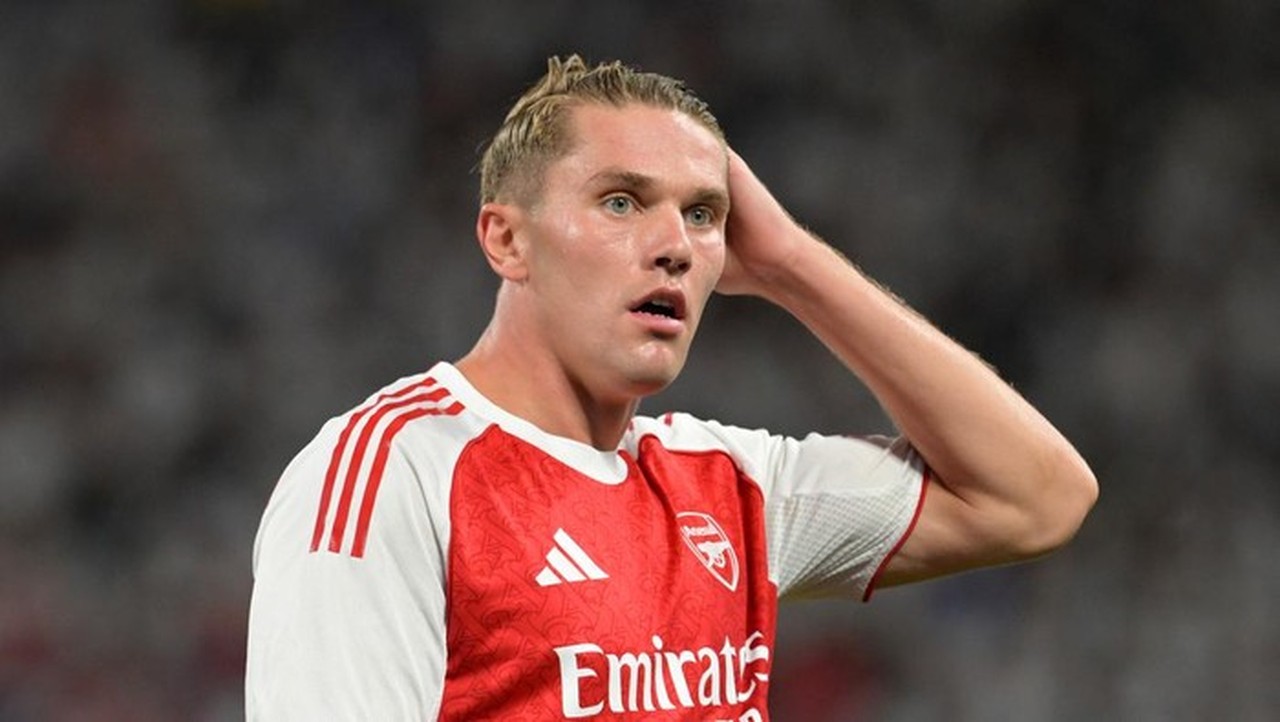 Viktor Gyokeres Didesak Tampil Lebih Tajam di Arsenal Pasca Kekalahan dari Manchester United Viktor Gyokeres Didesak Tampil Lebih Tajam di Arsenal Pasca Kekalahan dari Manchester United