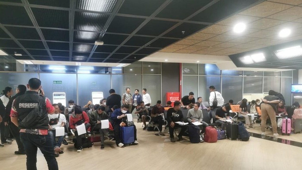 36 WNI Korban Scam Kamboja Tiba di Tanah Air, Kemlu Imbau Patuhi Hukum Luar Negeri